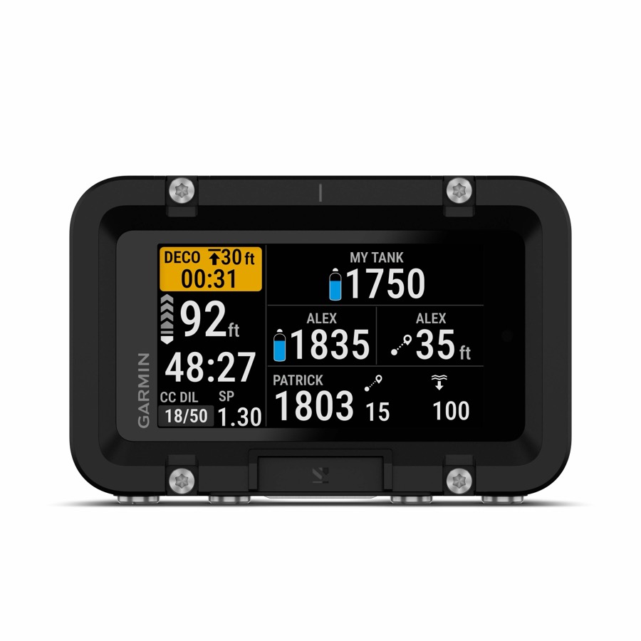Garmin Descent dive computer screen showing the diver's depth, deco, and the remaining air pressure for each buddy on the team.
